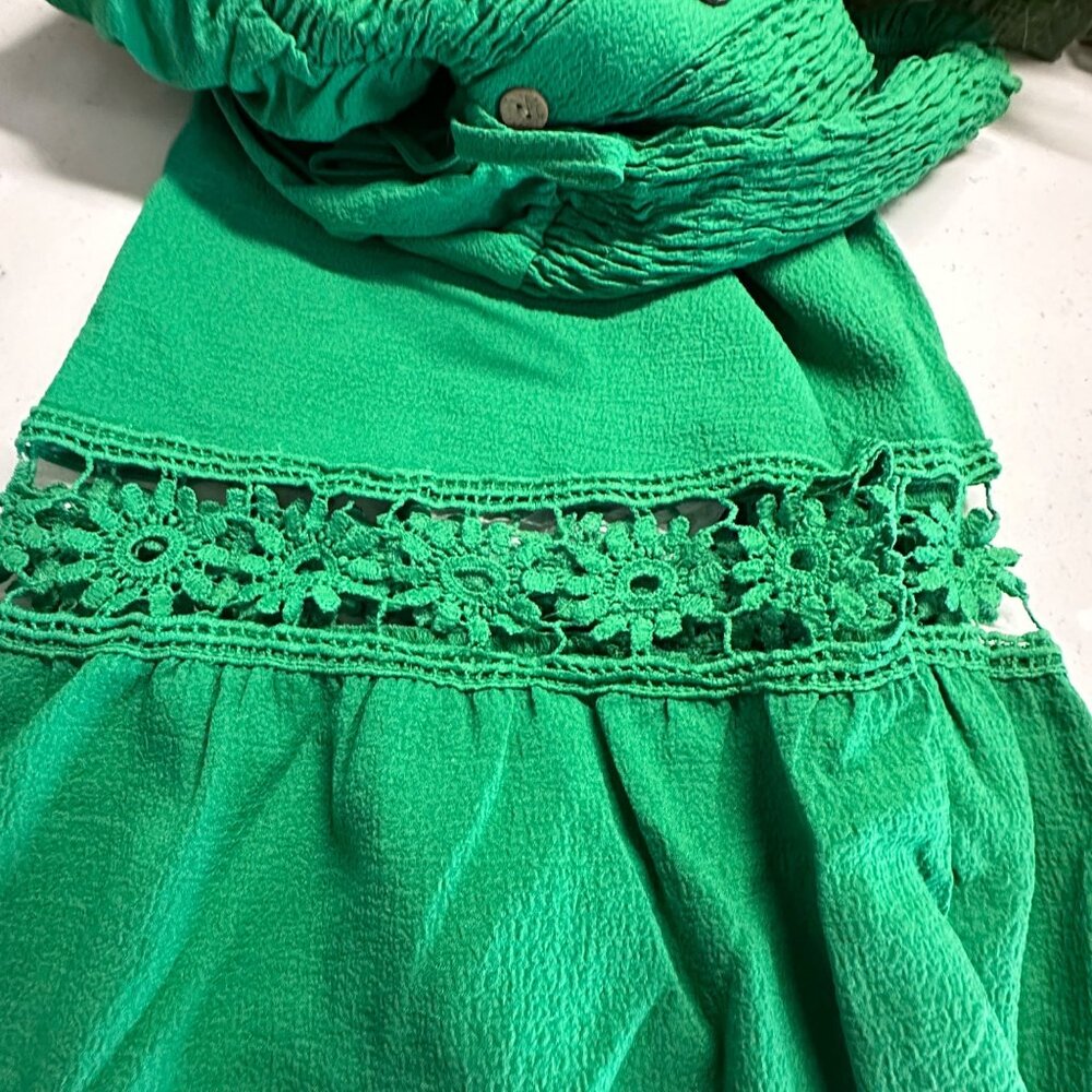 Green Strapless Button-Up Smocked Maxi Dress With Floral Crochet Detail - Size L - Picture 3 of 7